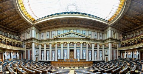The_Vienna_Parliament_by_D_Money_16